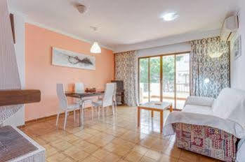 Apartamentos Obrador Colonia de Sant Jordi Екстер'єр фото